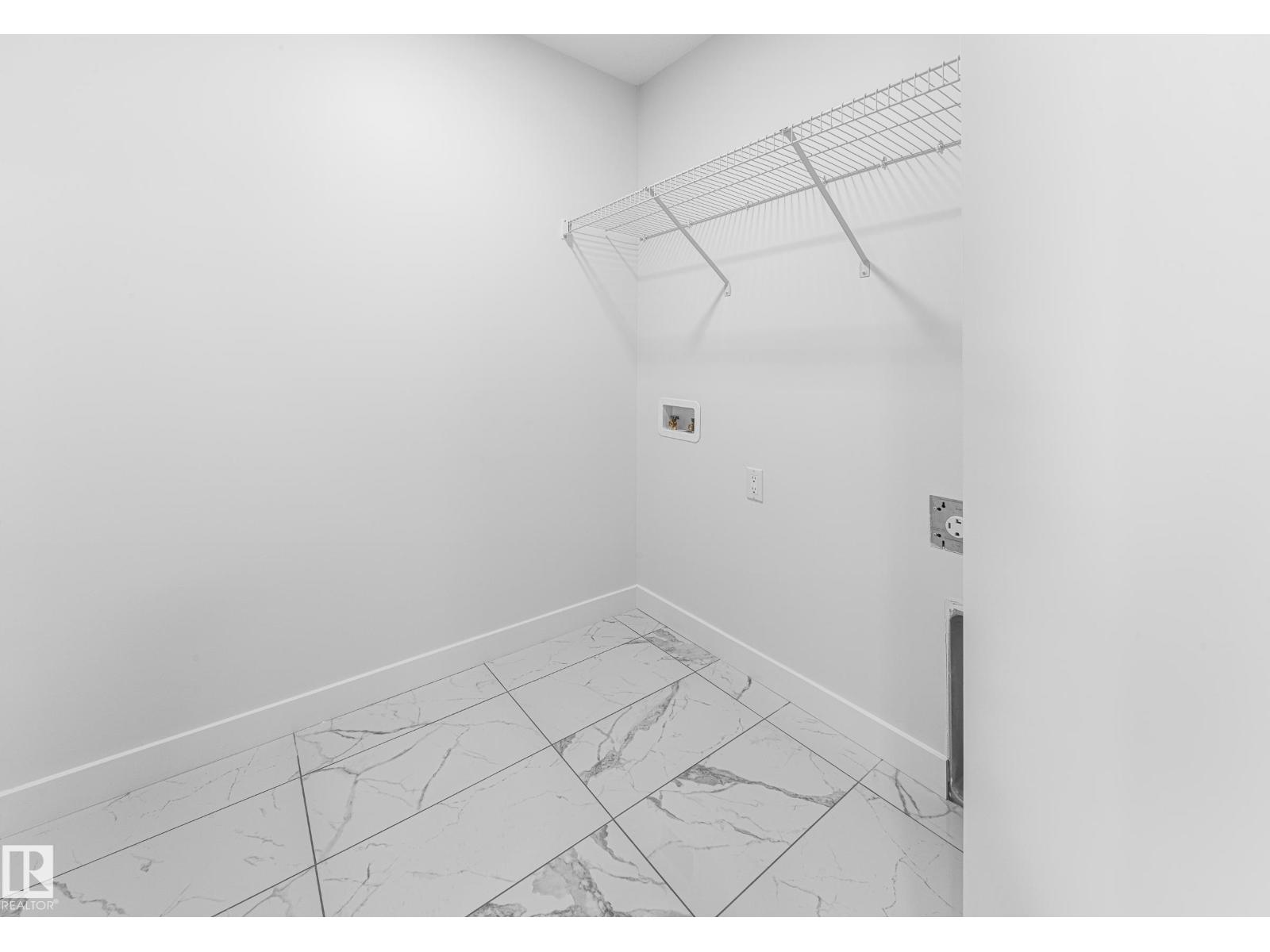 8960 Elves Lo Nw, Edmonton, Alberta  T6M 3G3 - Photo 11 - E4466920