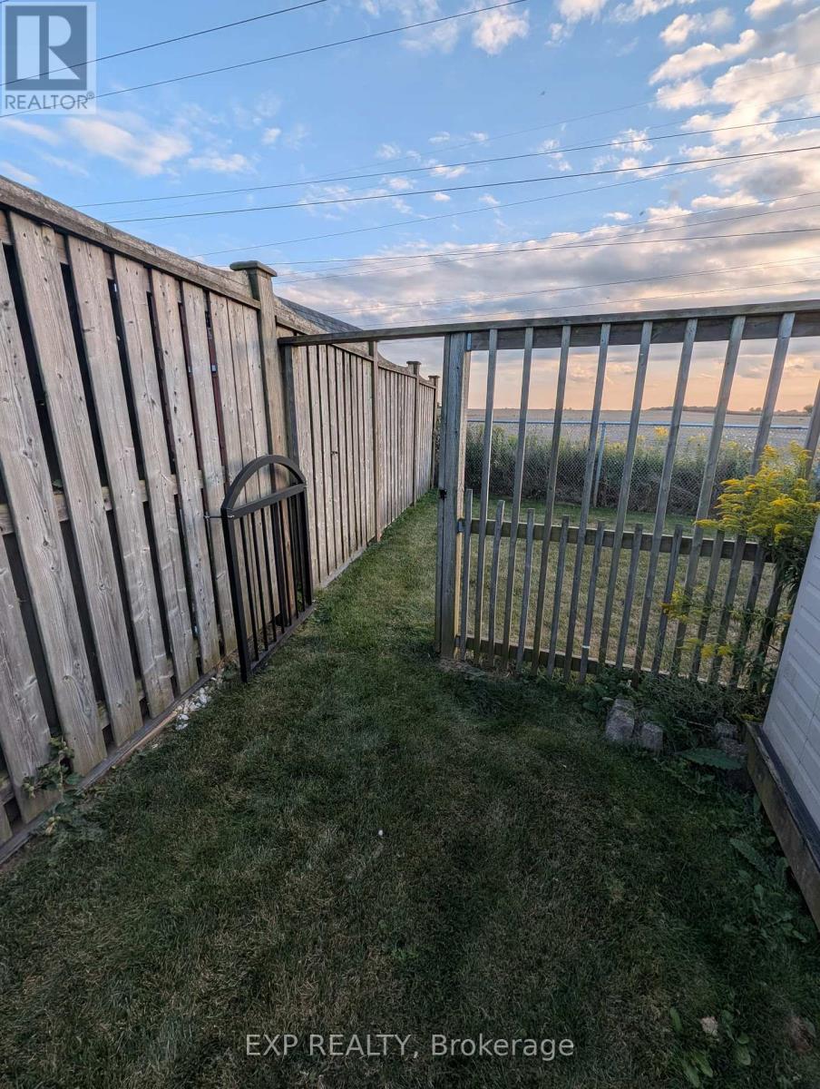 69 Periwinkle Drive, Hamilton, Ontario  L0R 1P0 - Photo 22 - X12583934