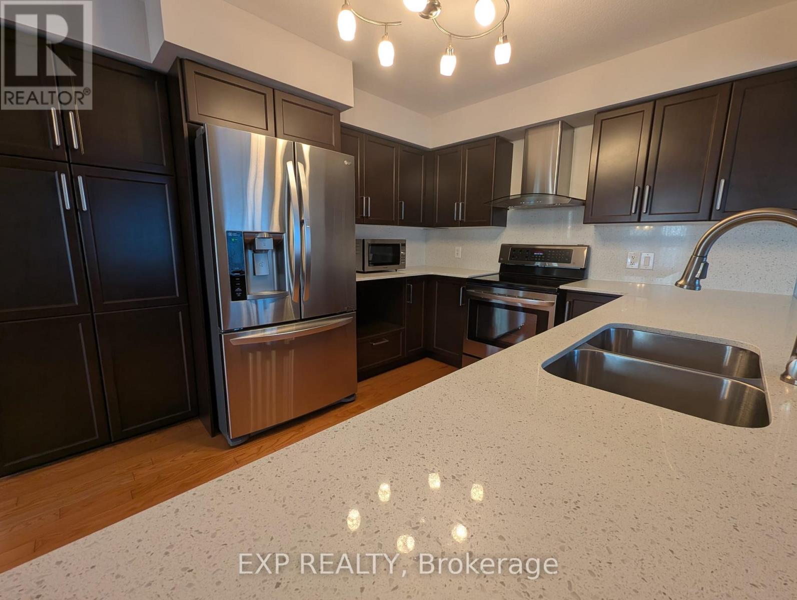 69 Periwinkle Drive, Hamilton, Ontario  L0R 1P0 - Photo 7 - X12583934