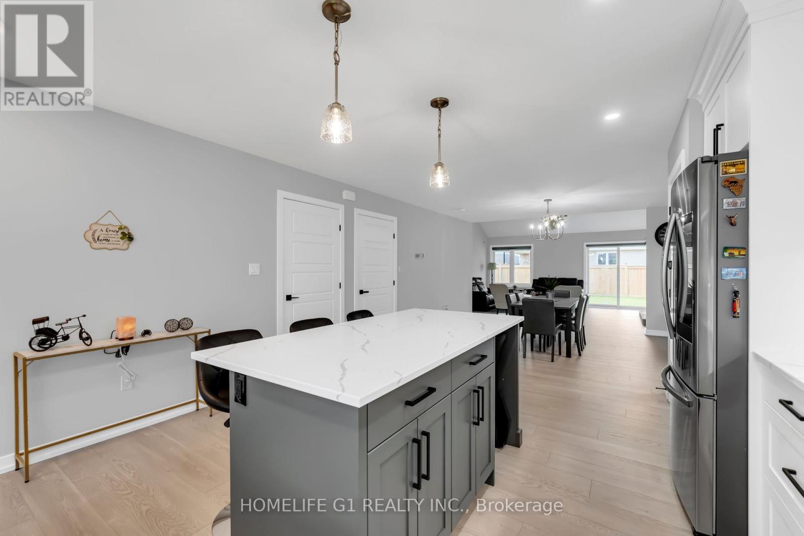 49 Feathers Crossing, St. Thomas, Ontario  N5R 0M3 - Photo 10 - X12583942