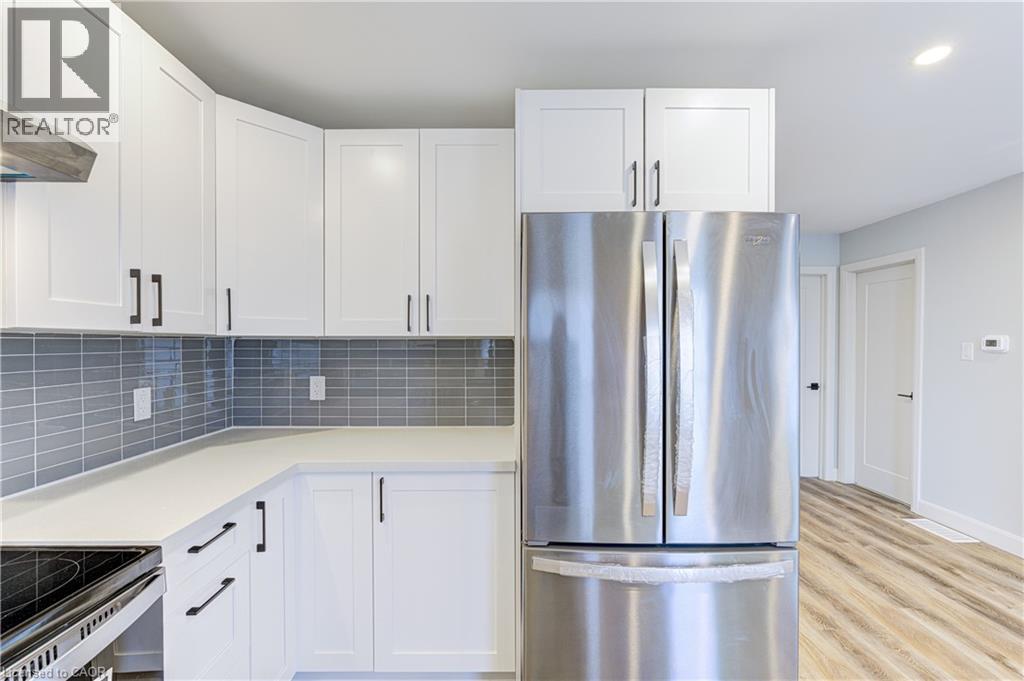 242 East 28th Street, Hamilton, Ontario  L8V 3J1 - Photo 10 - 40787034