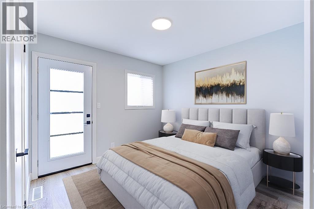 242 East 28th Street, Hamilton, Ontario  L8V 3J1 - Photo 13 - 40787034