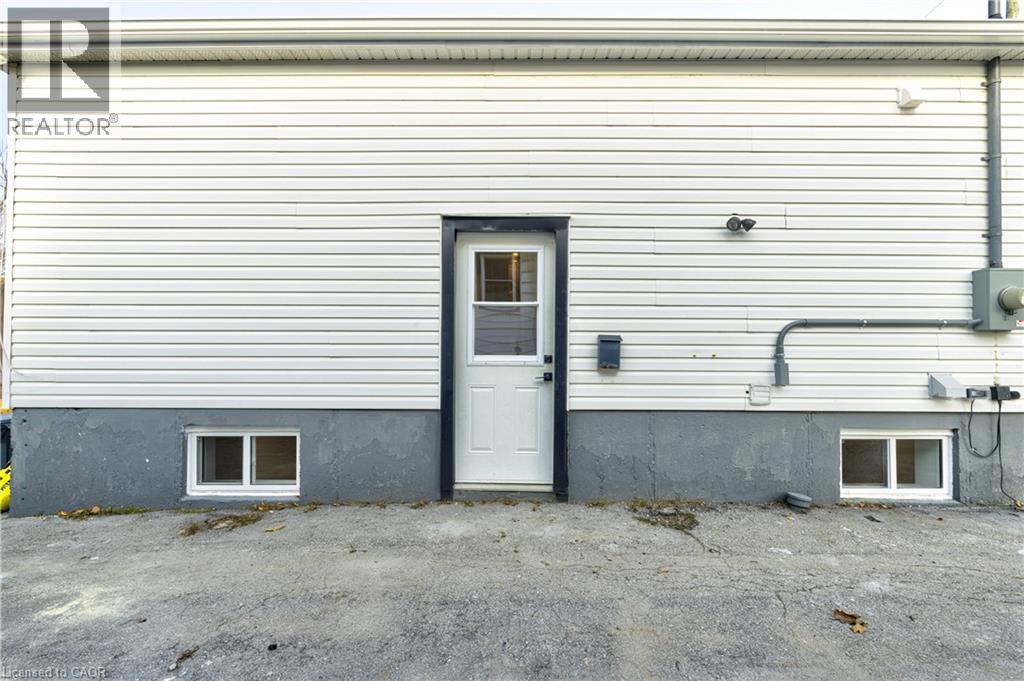 242 East 28th Street, Hamilton, Ontario  L8V 3J1 - Photo 32 - 40787034