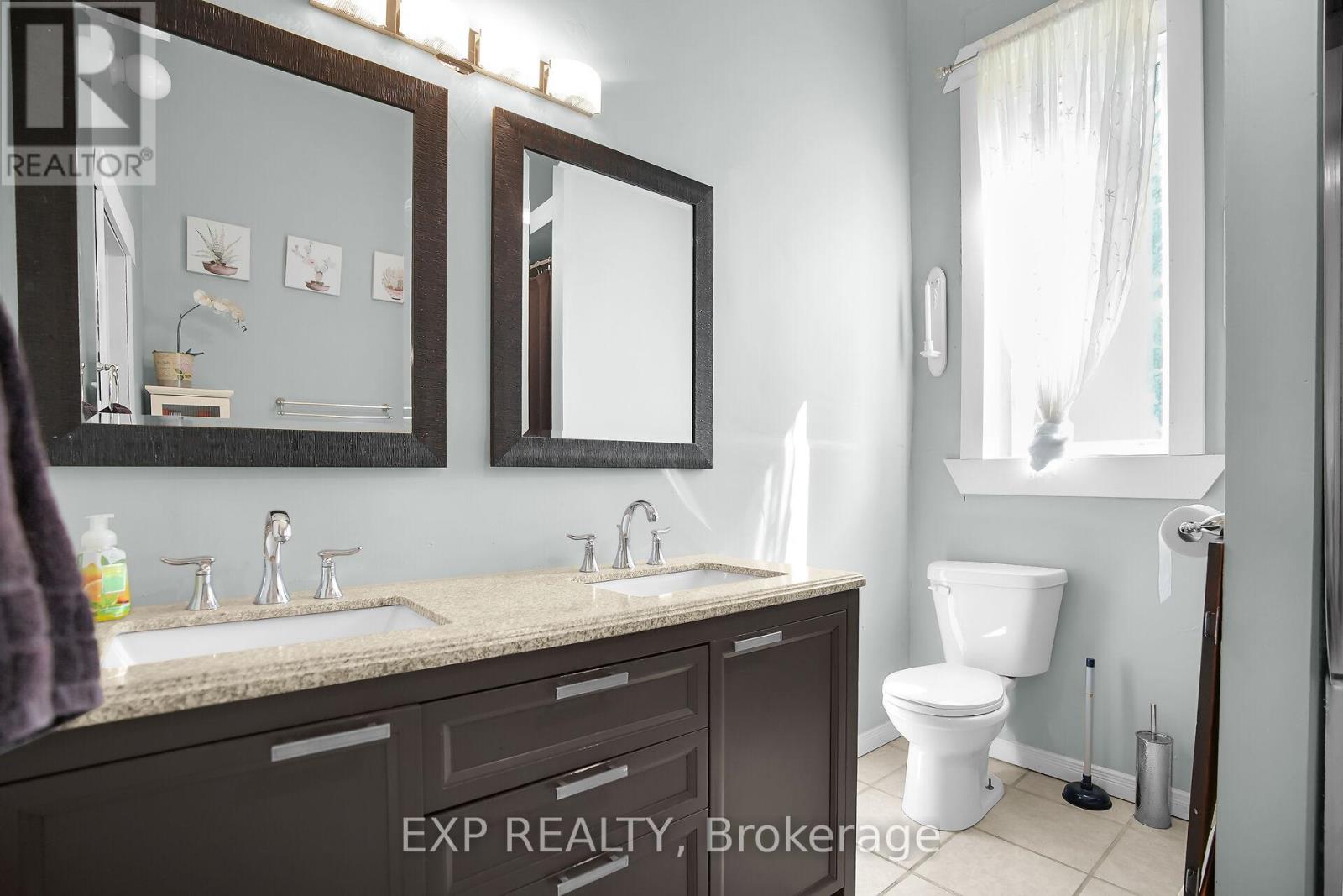 51181 Broadway Street, Malahide, Ontario  N0L 2J0 - Photo 11 - X12479833