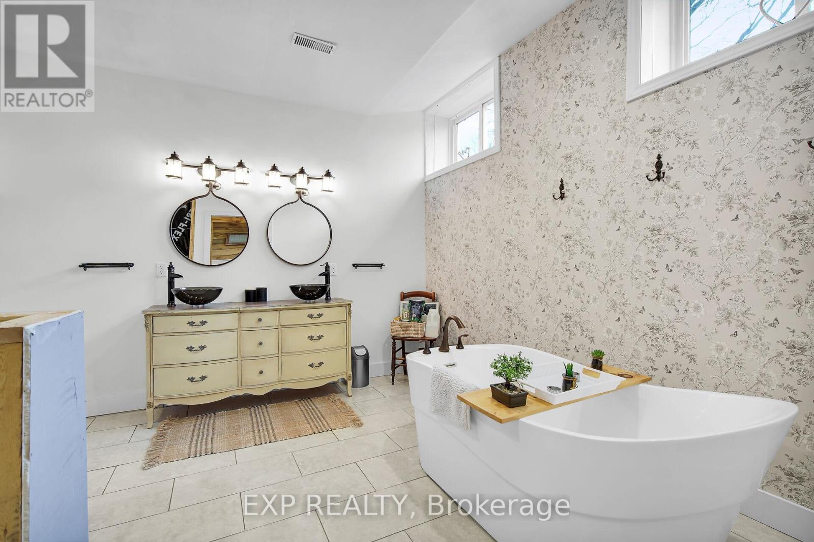 51181 Broadway Street, Malahide, Ontario  N0L 2J0 - Photo 33 - X12479833