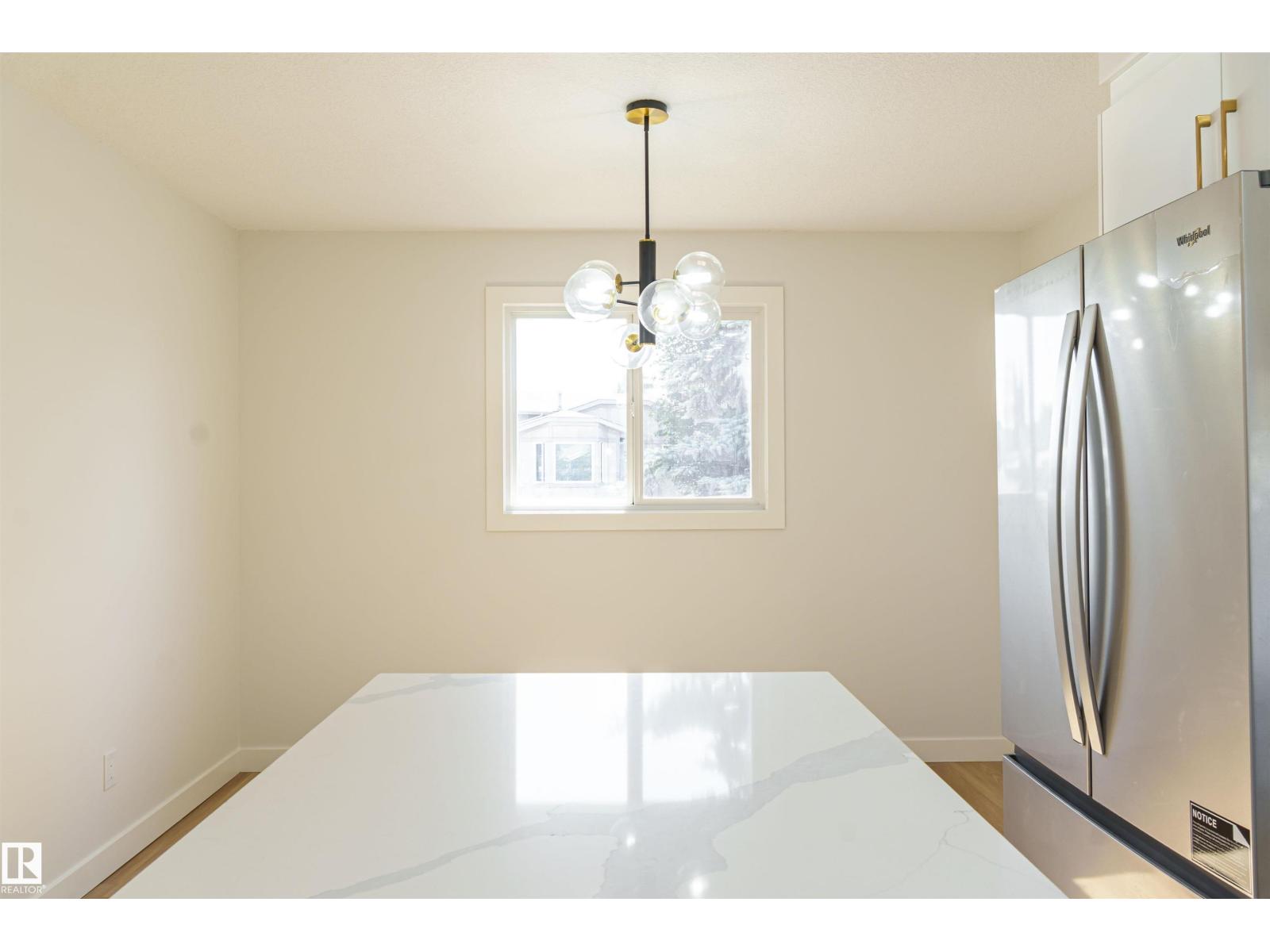 3710 41 Av Nw, Edmonton, Alberta  T6L 5M2 - Photo 6 - E4466873