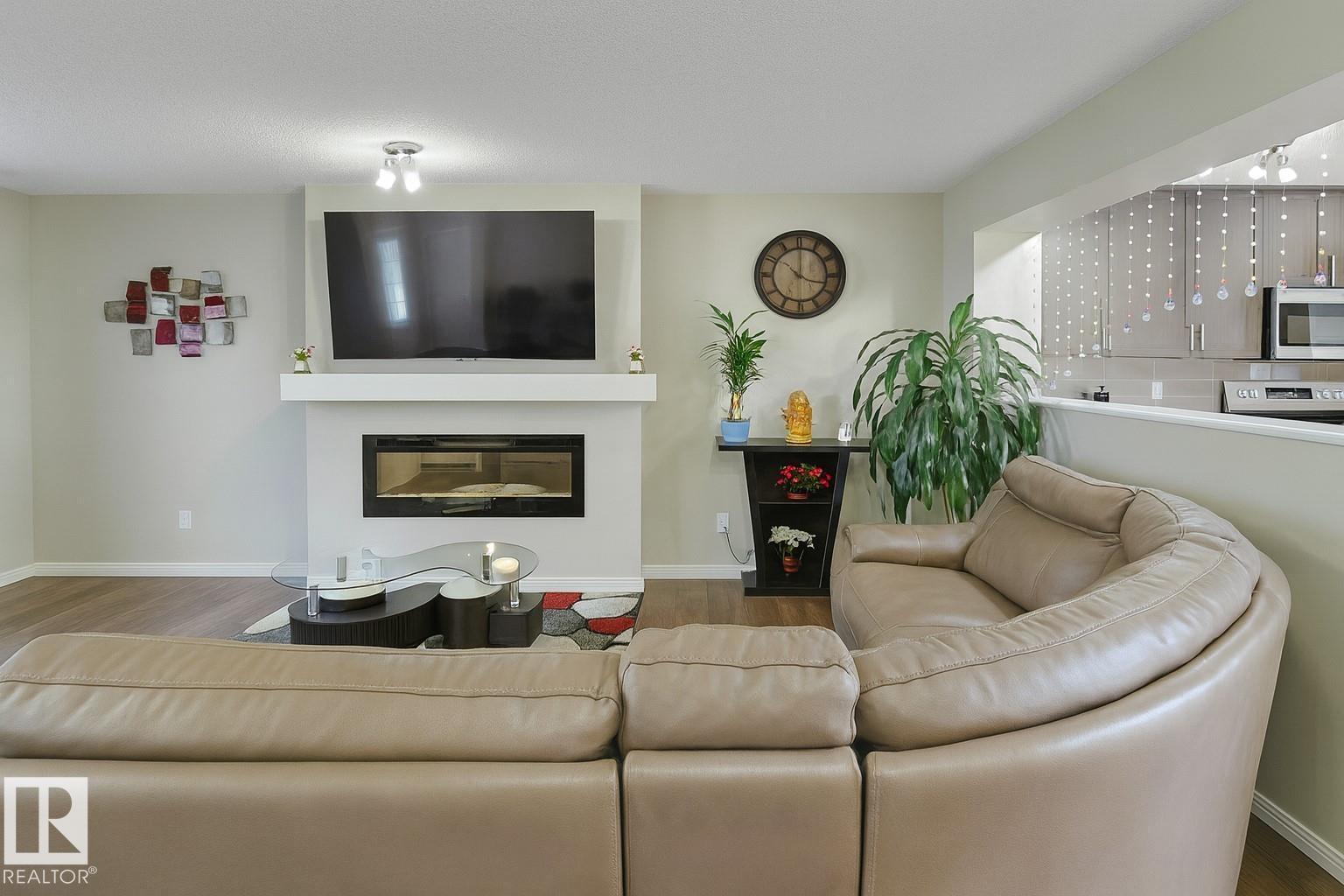 754 Eagleson Cr Nw, Edmonton, Alberta  T6M 0V2 - Photo 14 - E4466814