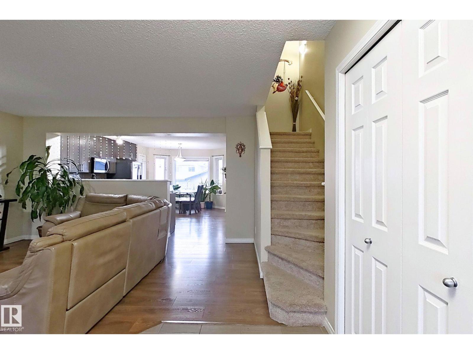 754 Eagleson Cr Nw, Edmonton, Alberta  T6M 0V2 - Photo 15 - E4466814