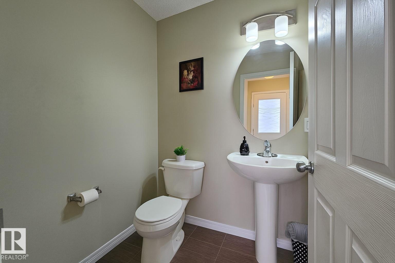 754 Eagleson Cr Nw, Edmonton, Alberta  T6M 0V2 - Photo 36 - E4466814