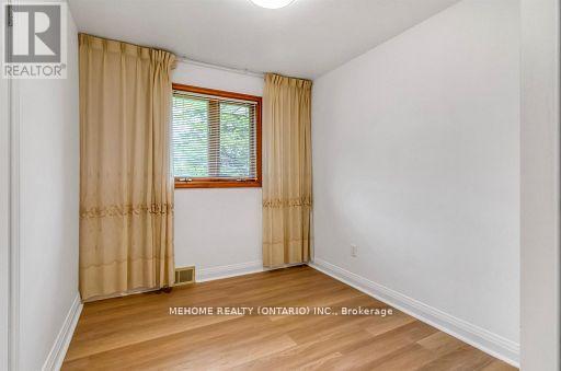 115 Harris Court, Oshawa, Ontario  L1J 5K8 - Photo 6 - E12583976