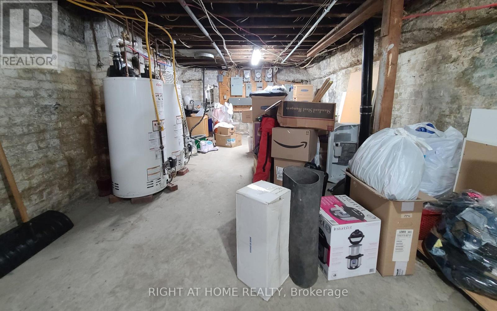 2207 Gerrard Street E, Toronto, Ontario M4E 2C8 - Photo 19 - E12583978