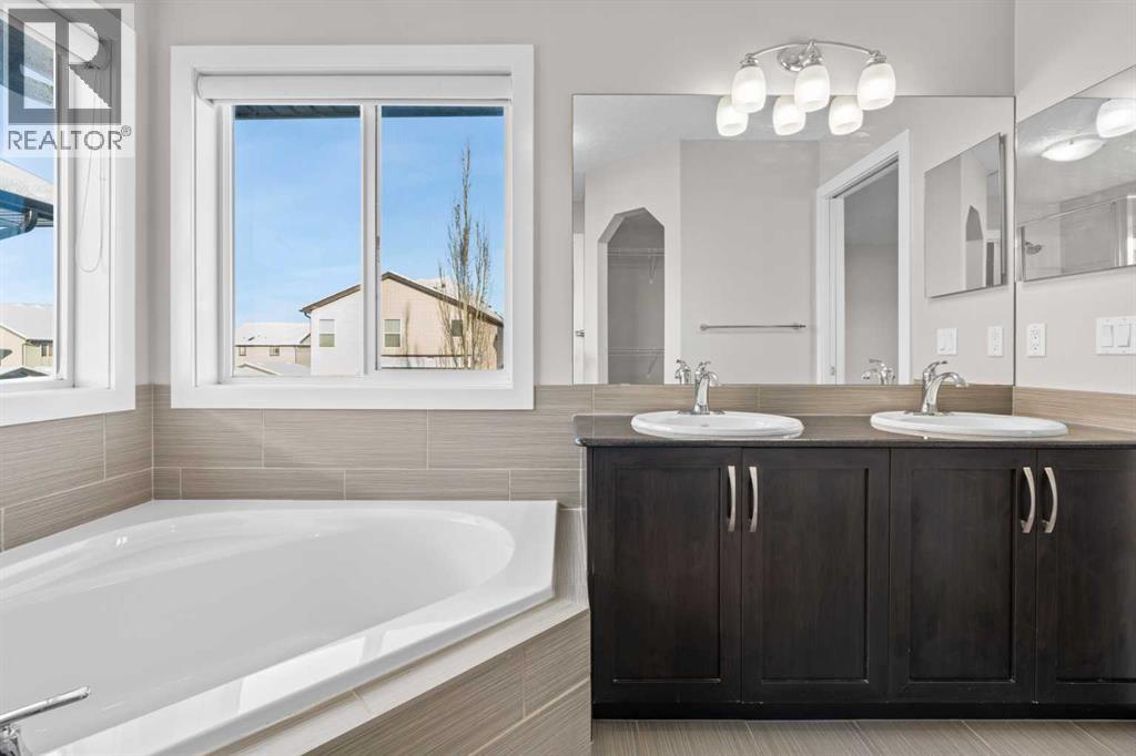 24 Panatella Square Nw, Calgary, Alberta  T3K 0T4 - Photo 24 - A2273009