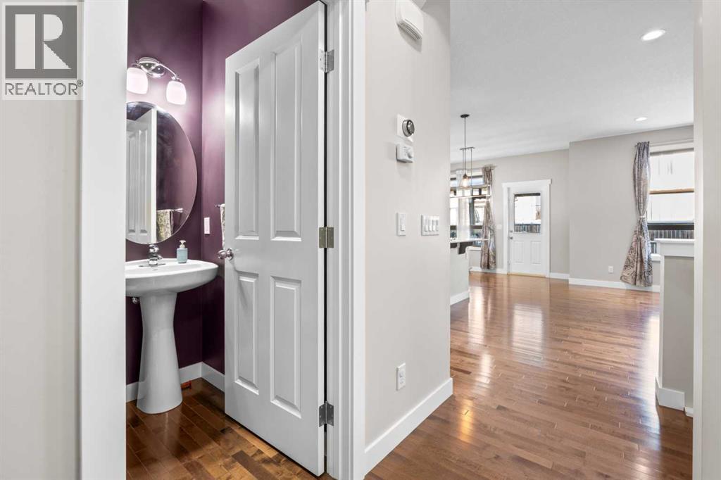 24 Panatella Square Nw, Calgary, Alberta  T3K 0T4 - Photo 4 - A2273009