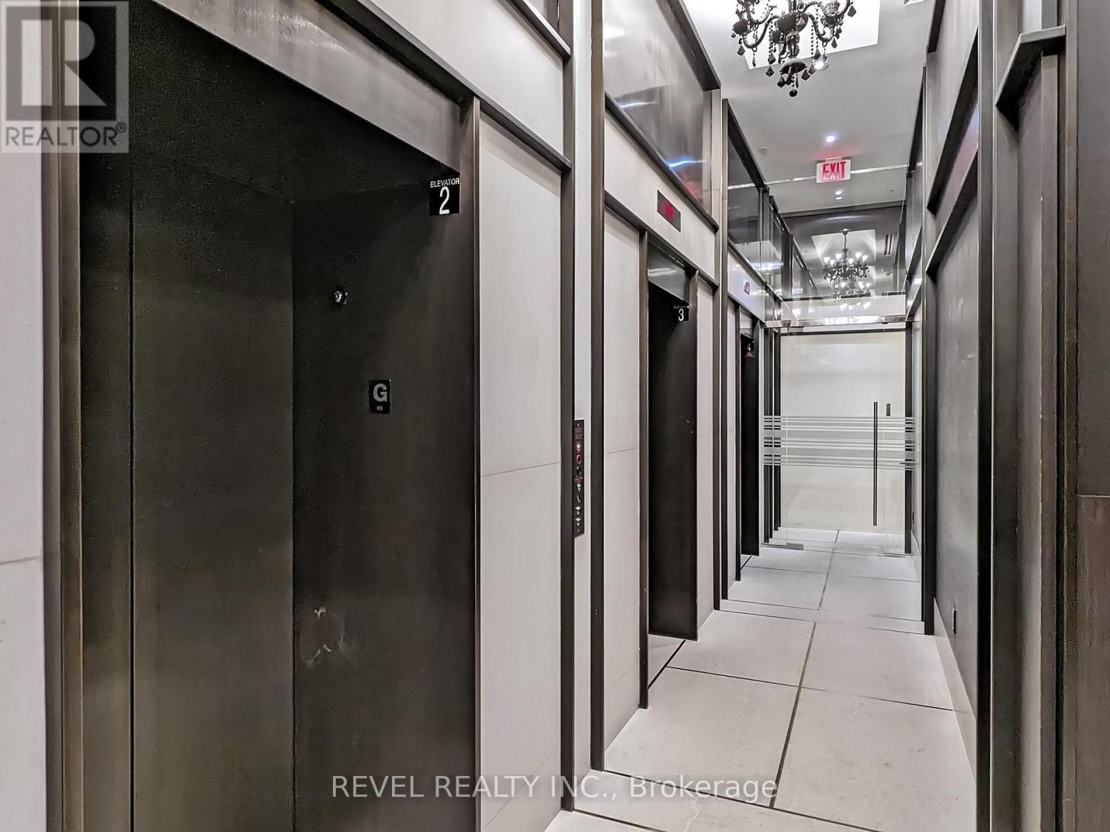 2412 - 197 Yonge Street, Toronto (Church-Yonge Corridor), Ontario  M5B 1M4 - Photo 5 - C12583998