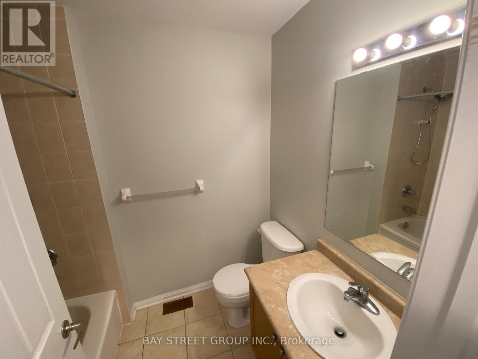 253 Weldon Road, Whitchurch-Stouffville, Ontario  L4A 0A4 - Photo 18 - N12562830