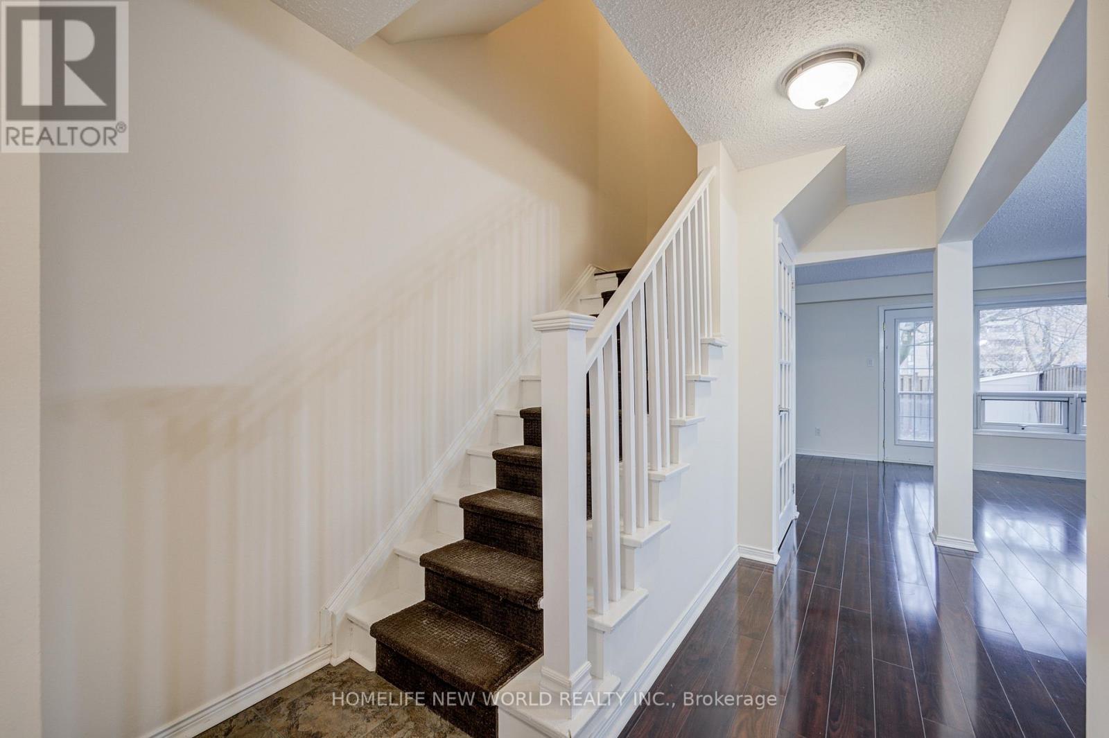 36 - 189 Springhead Gardens, Richmond Hill, Ontario  L4C 5C7 - Photo 10 - N12580418