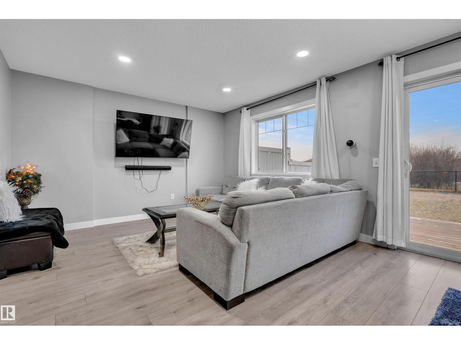 1748 27 St Nw, Edmonton, Alberta  T6T 2G5 - Photo 13 - E4466924