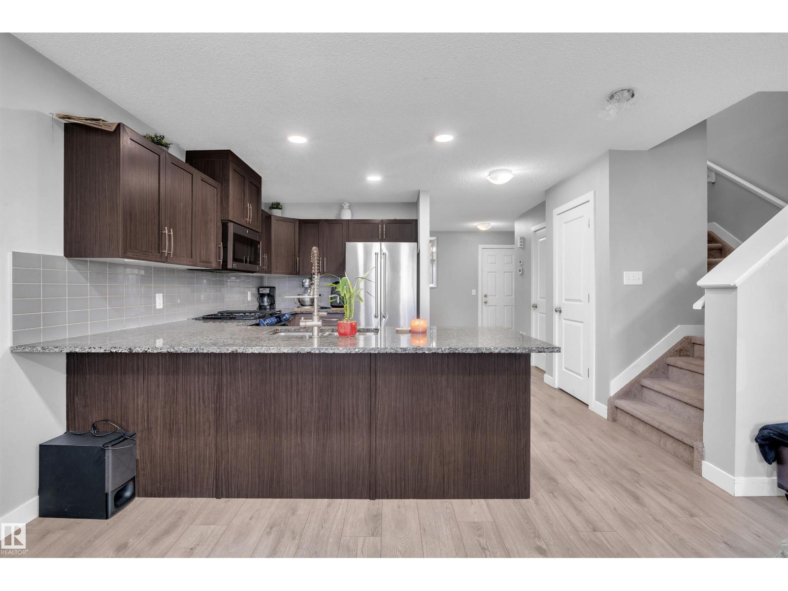 1748 27 St Nw, Edmonton, Alberta  T6T 2G5 - Photo 15 - E4466924