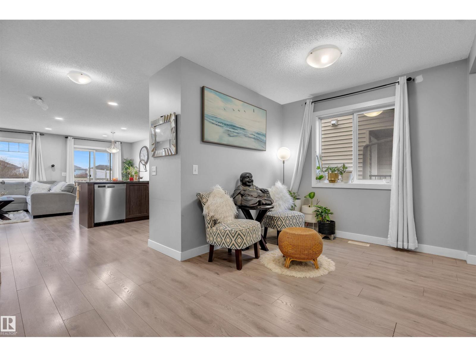 1748 27 St Nw, Edmonton, Alberta  T6T 2G5 - Photo 6 - E4466924