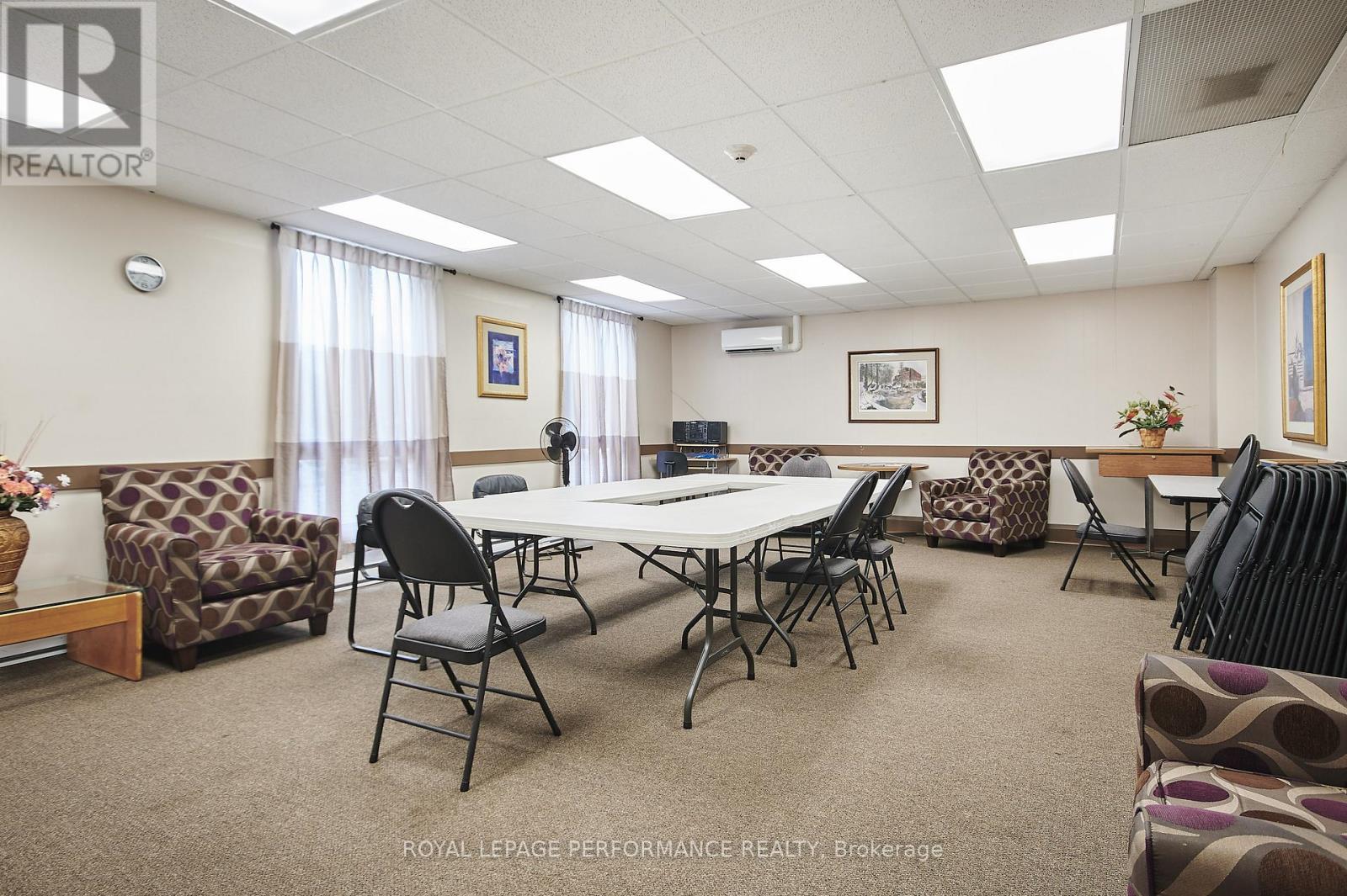 202 - 158 B Mcarthur Avenue, Ottawa, Ontario  K1L 8C9 - Photo 36 - X12584000