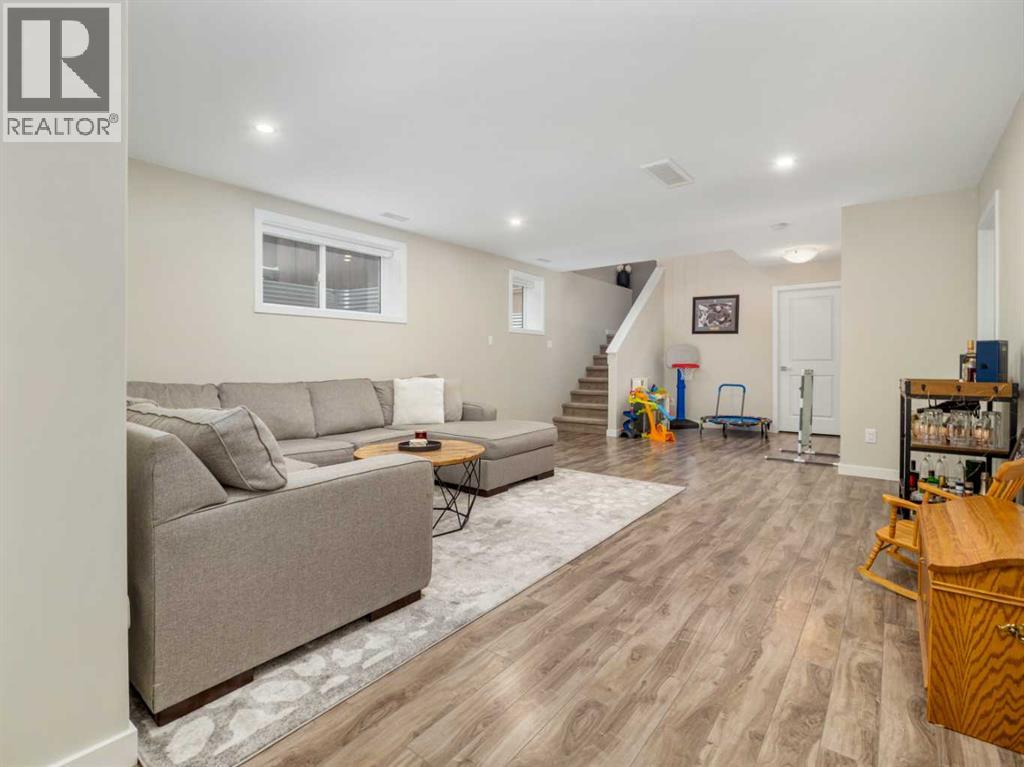 218 Grassland Boulevard W, Lethbridge, Alberta  T1J 5J4 - Photo 32 - A2272055