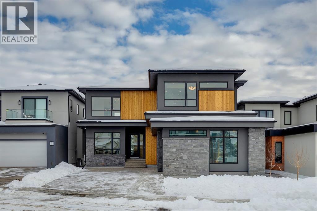 43 Elveden Park Sw, Calgary, Alberta  T3H 2A9 - Photo 1 - A2272908