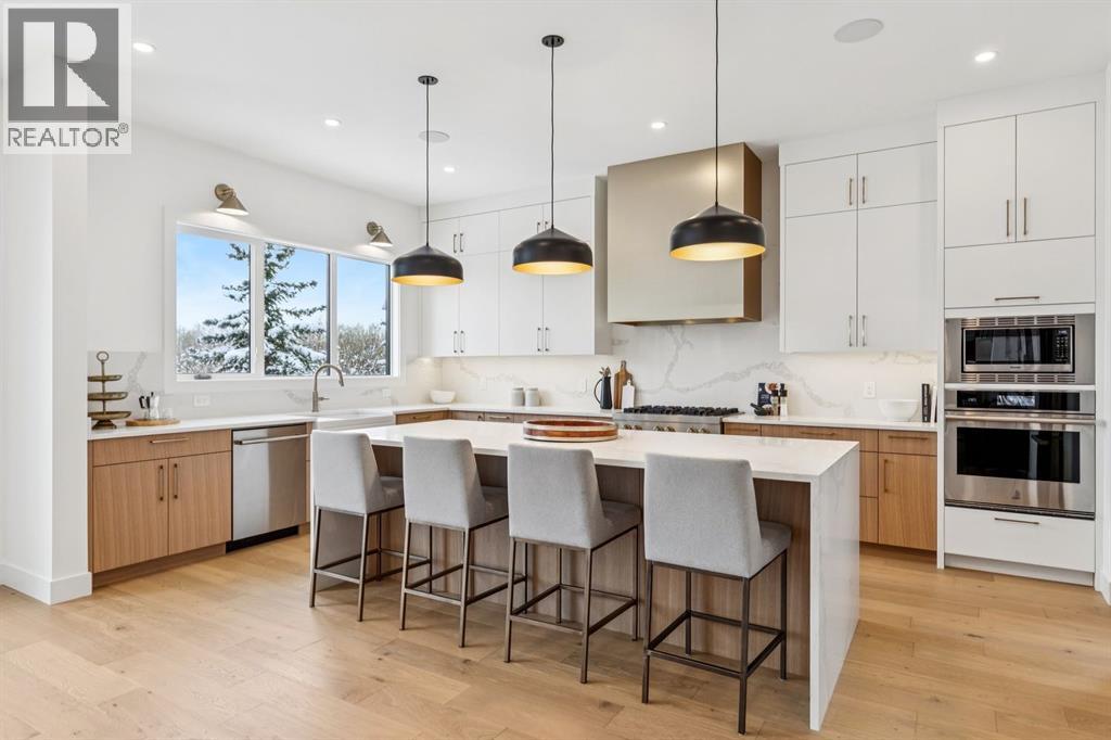 43 Elveden Park Sw, Calgary, Alberta  T3H 2A9 - Photo 12 - A2272908