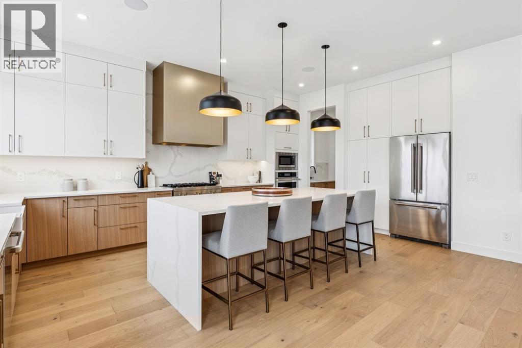 43 Elveden Park Sw, Calgary, Alberta  T3H 2A9 - Photo 13 - A2272908