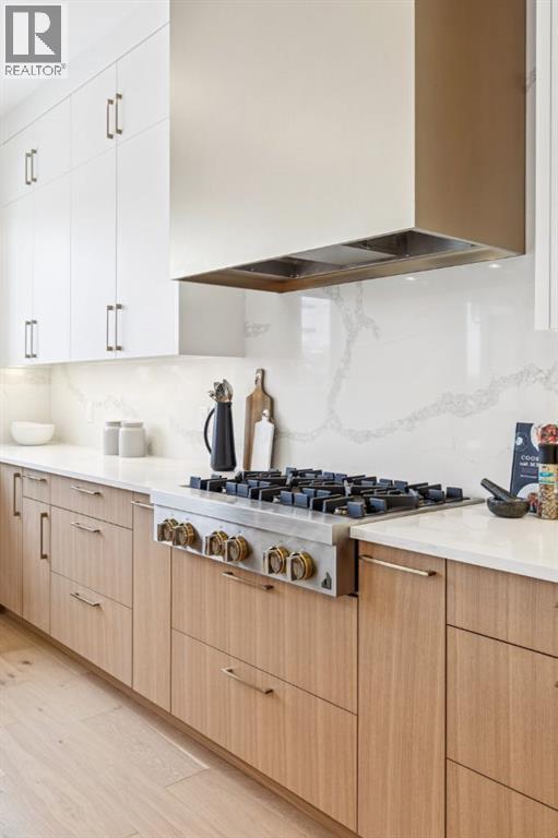 43 Elveden Park Sw, Calgary, Alberta  T3H 2A9 - Photo 17 - A2272908