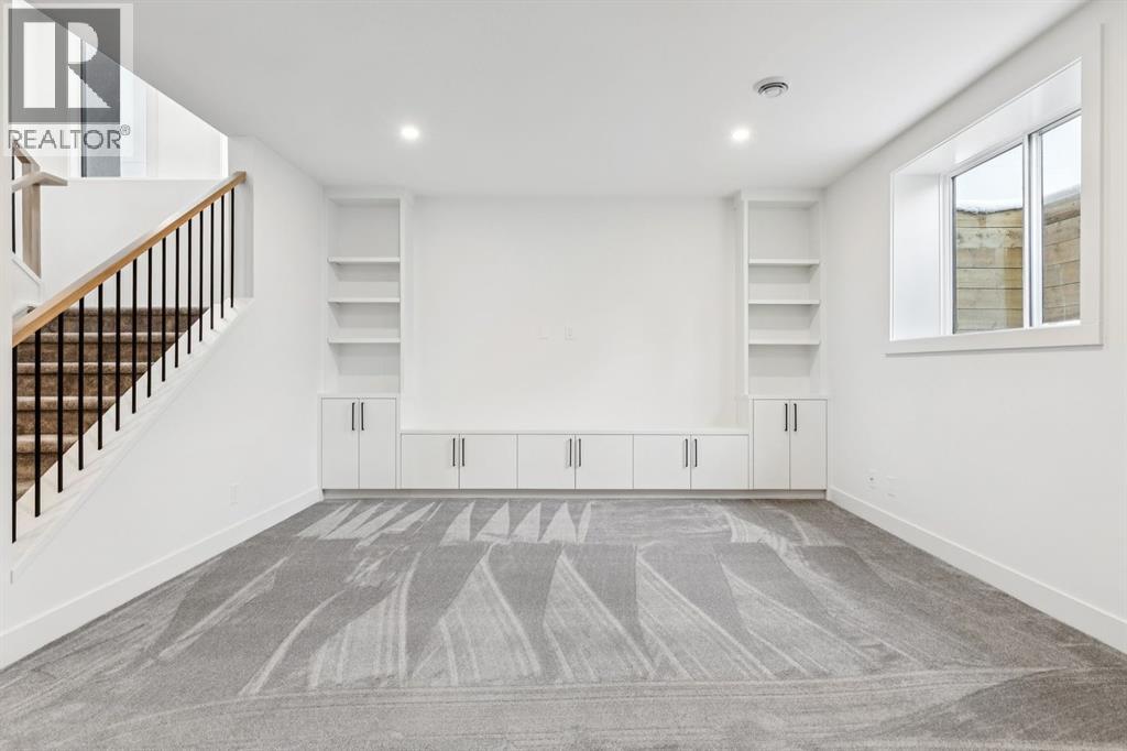 43 Elveden Park Sw, Calgary, Alberta  T3H 2A9 - Photo 38 - A2272908