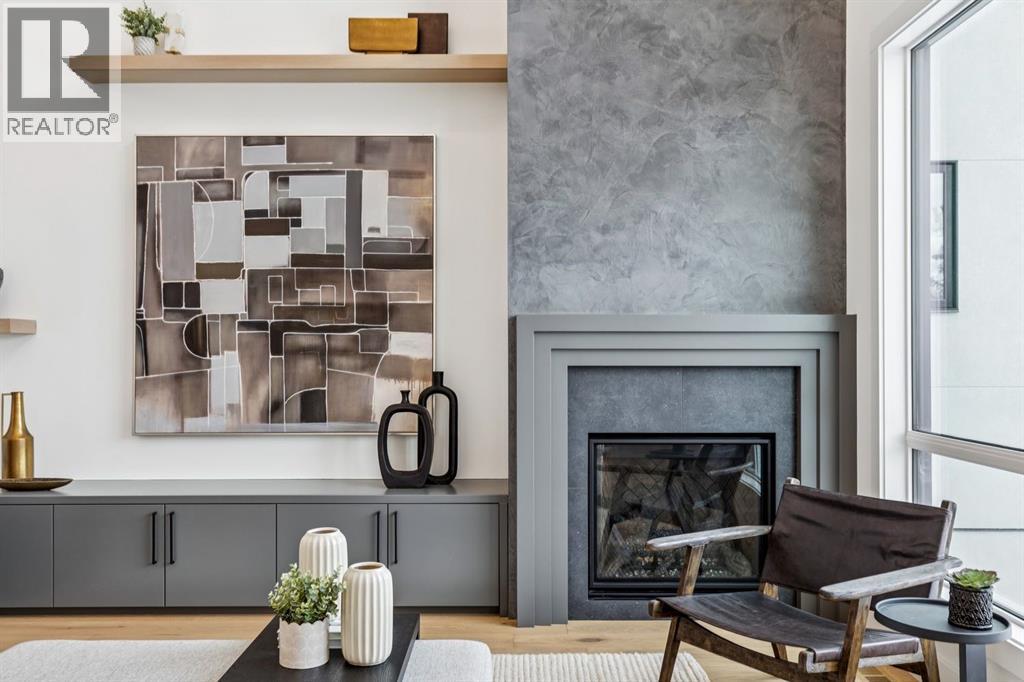 43 Elveden Park Sw, Calgary, Alberta  T3H 2A9 - Photo 6 - A2272908