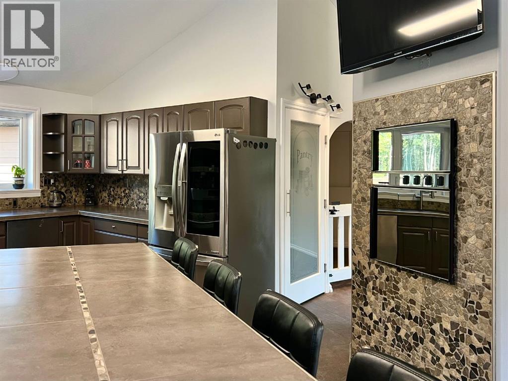 703010 Range Road 63, Rural Grande Prairie No. 1, Alberta  T8W 5J9 - Photo 8 - A2257581