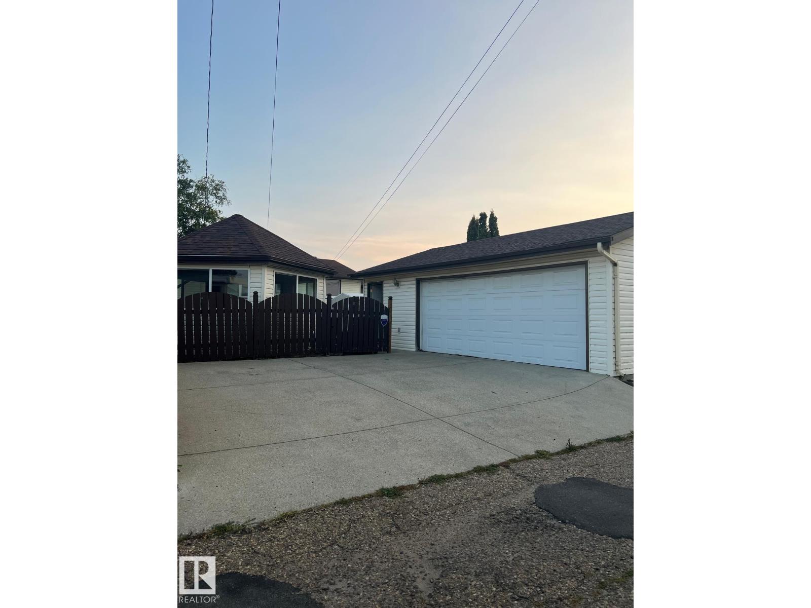 7112 99 Avenue Nw, Edmonton, Alberta  T6A 0E1 - Photo 9 - E4465208