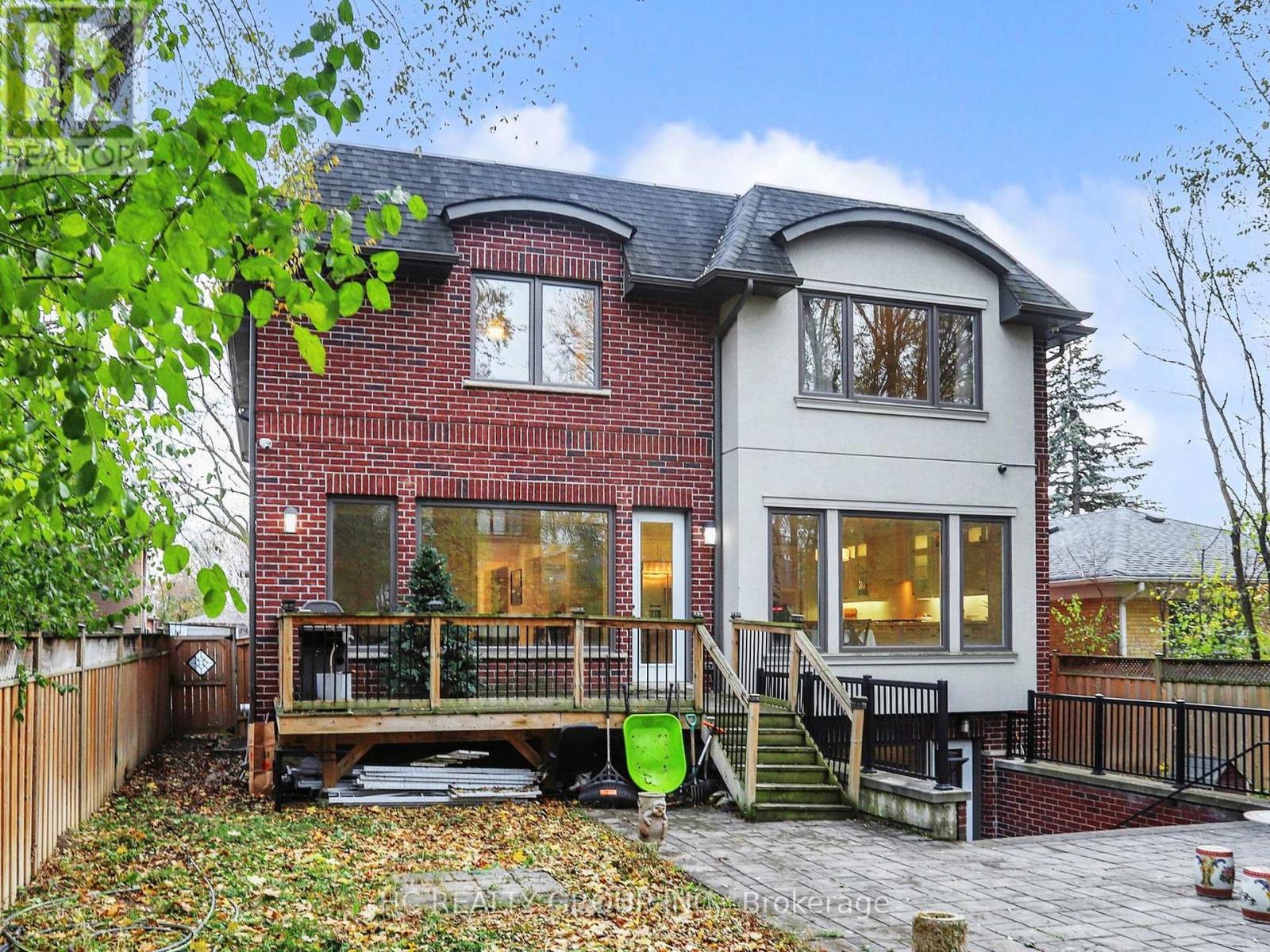 256 Park Home Avenue, Toronto, Ontario  M2R 1A3 - Photo 39 - C12581898