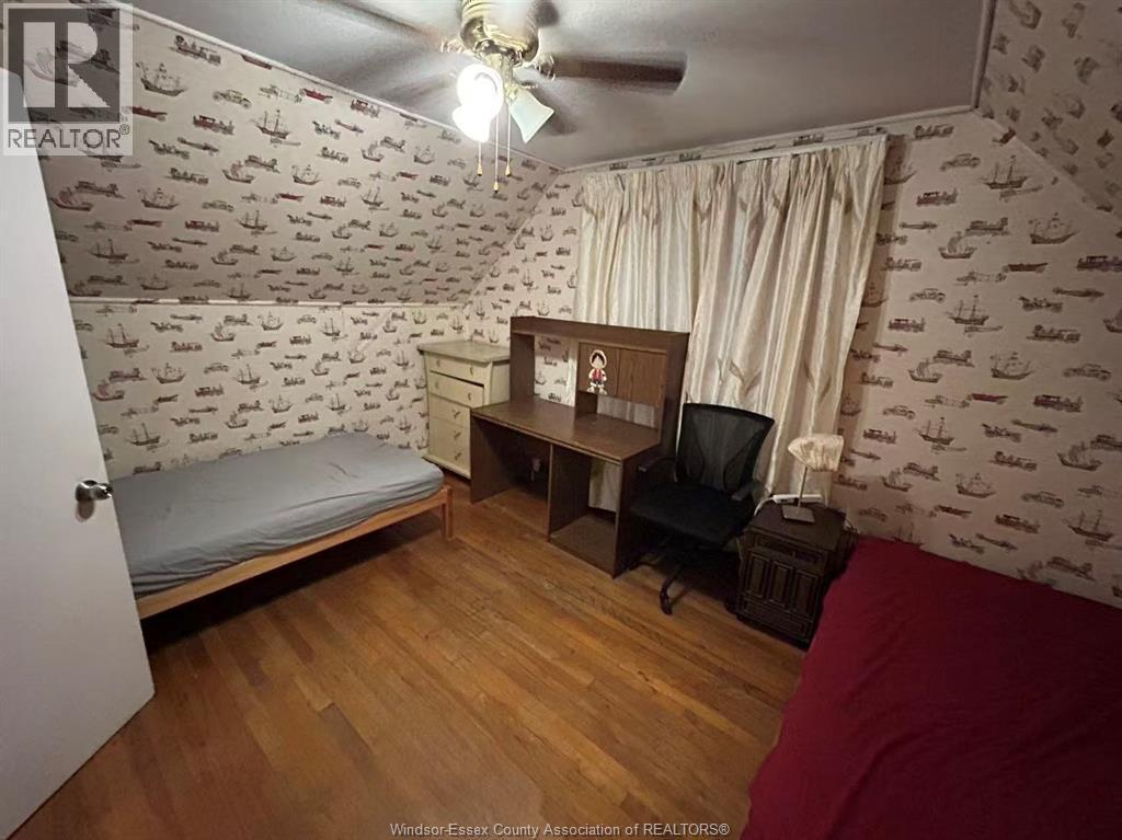 954 Partington, Windsor, Ontario  N9B 2P2 - Photo 3 - 25030578