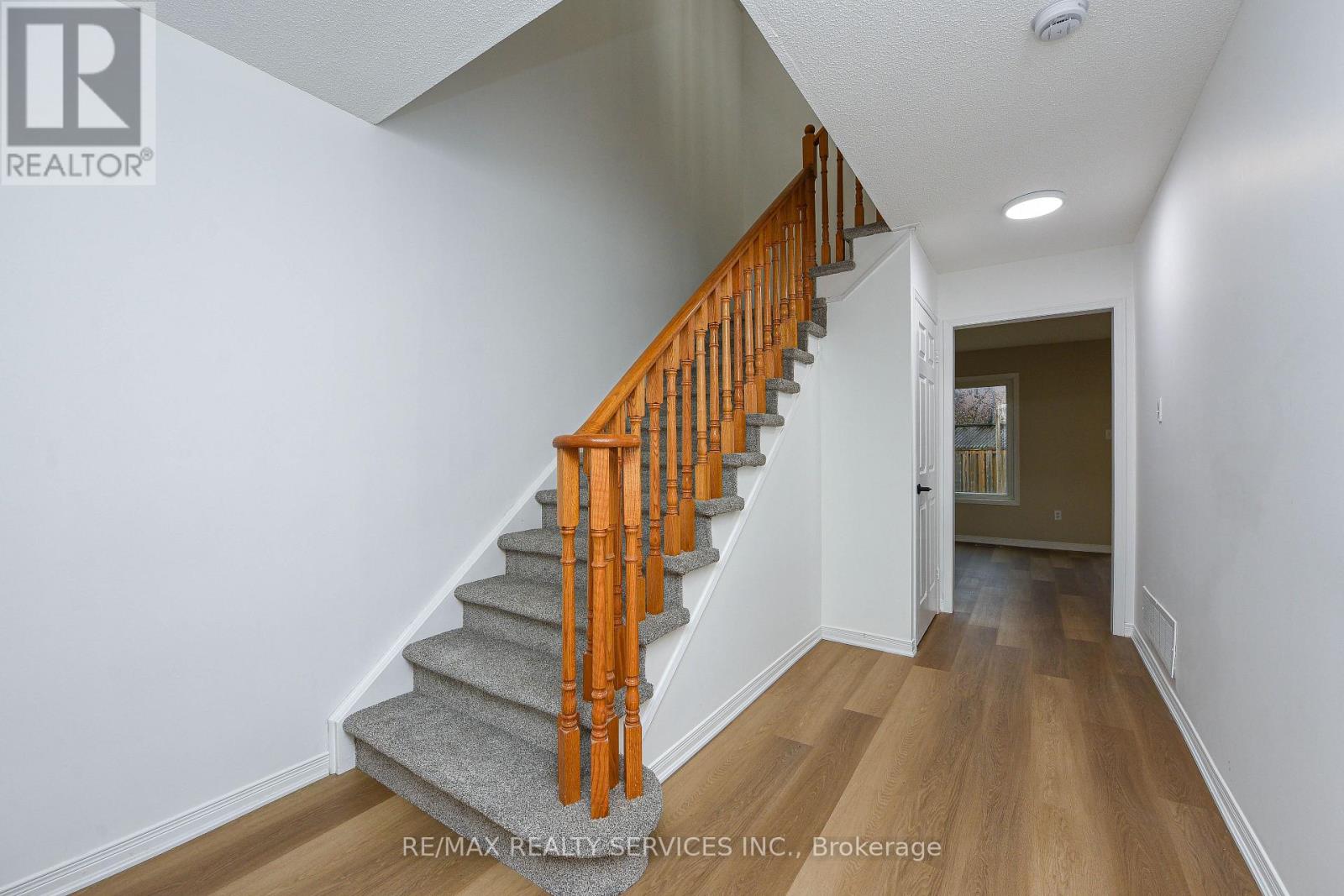 15 Shady Pine Circle, Brampton, Ontario  L6R 1N6 - Photo 19 - W12583990