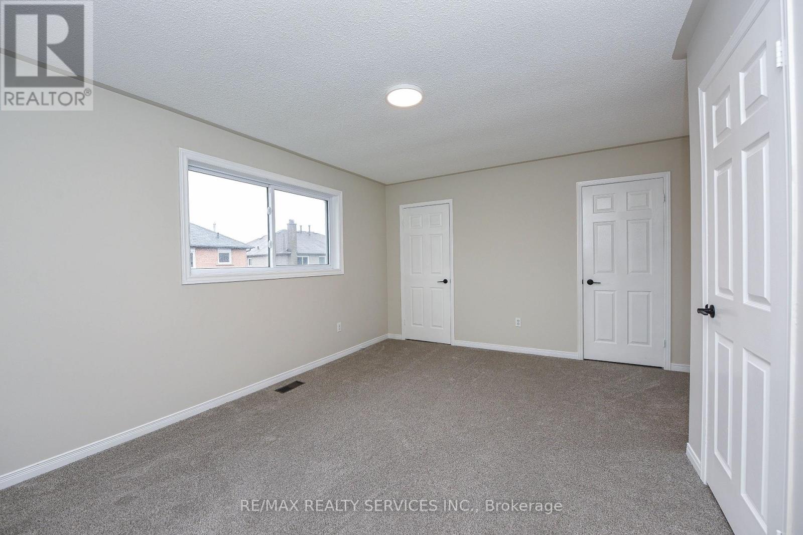 15 Shady Pine Circle, Brampton, Ontario  L6R 1N6 - Photo 25 - W12583990