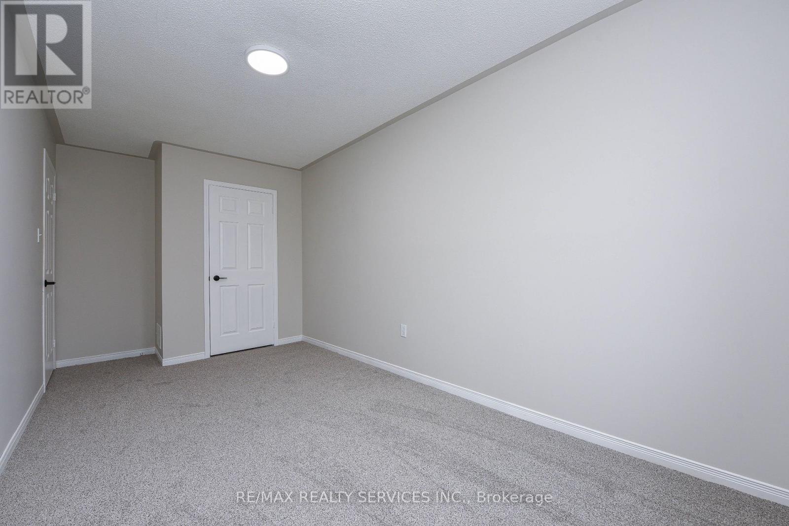 15 Shady Pine Circle, Brampton, Ontario  L6R 1N6 - Photo 29 - W12583990