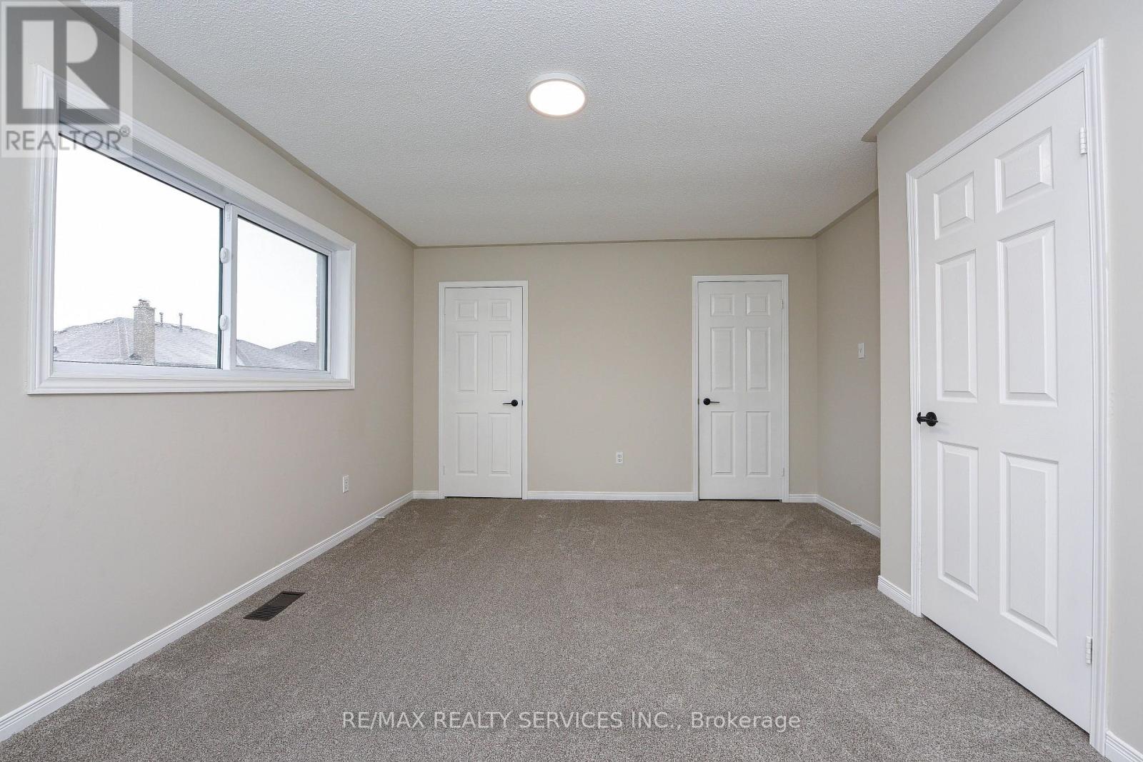 15 Shady Pine Circle, Brampton, Ontario  L6R 1N6 - Photo 31 - W12583990