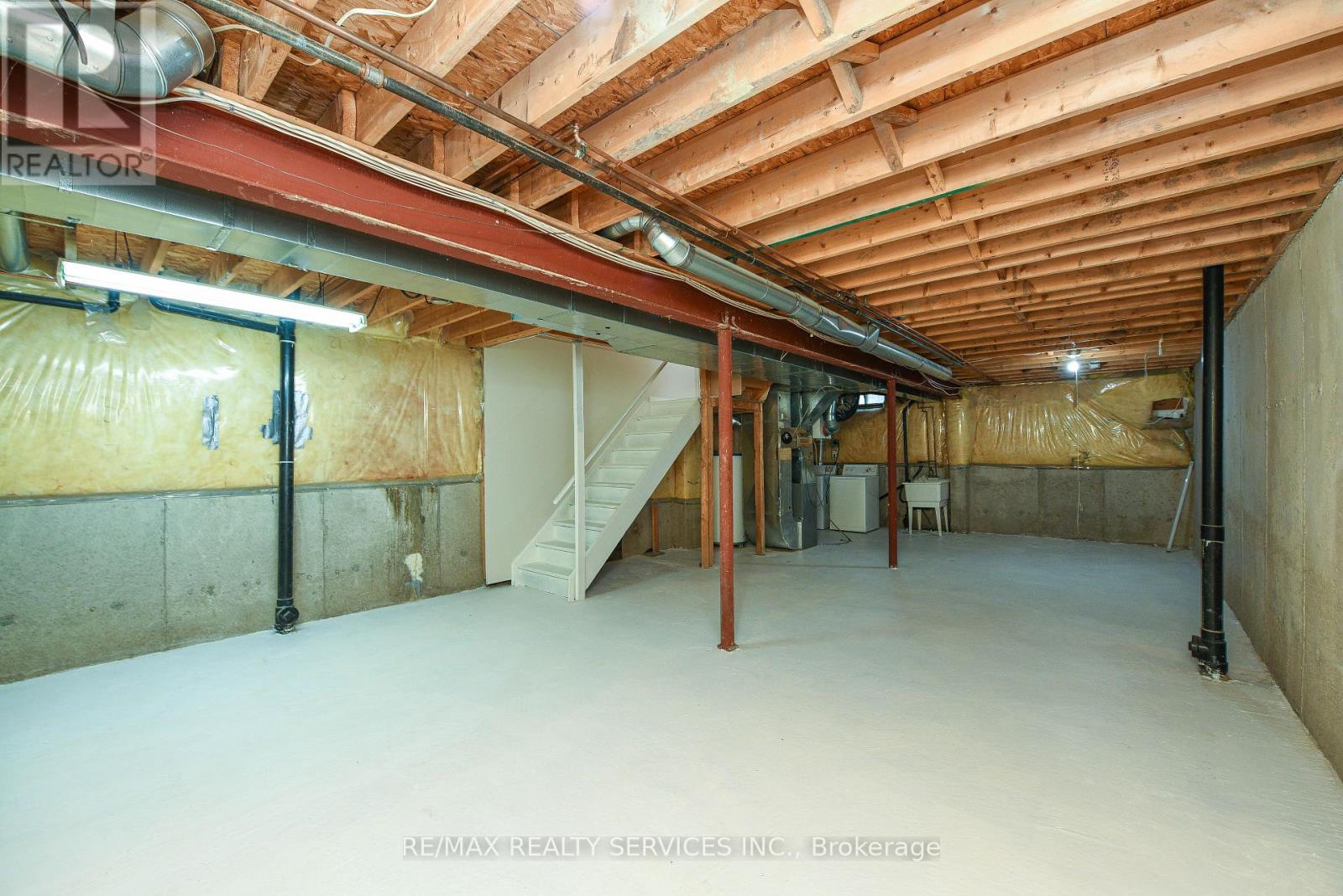 15 Shady Pine Circle, Brampton, Ontario  L6R 1N6 - Photo 35 - W12583990