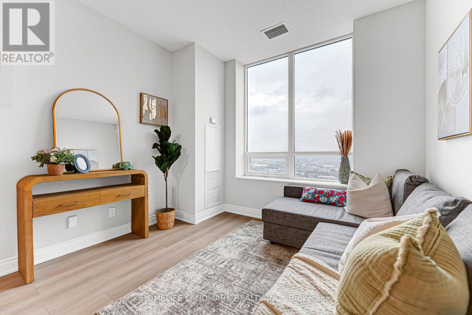 2403 - 60 Heintzman Street, Toronto, Ontario  M6P 5A1 - Photo 14 - W12584010