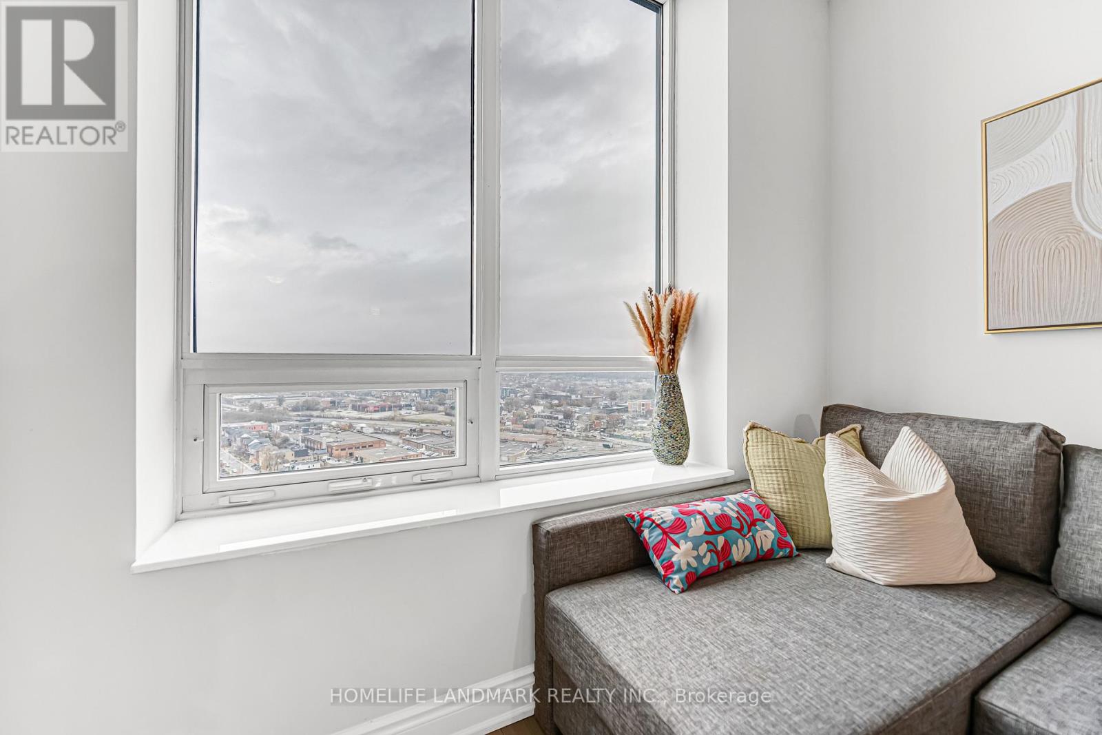 2403 - 60 Heintzman Street, Toronto, Ontario  M6P 5A1 - Photo 15 - W12584010