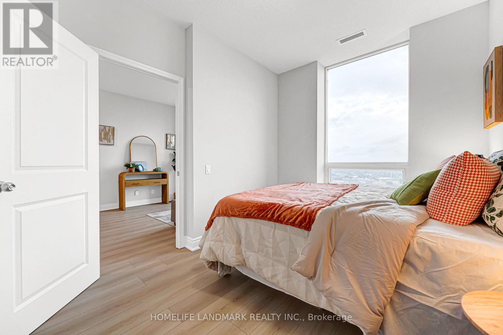 2403 - 60 Heintzman Street, Toronto, Ontario  M6P 5A1 - Photo 33 - W12584010