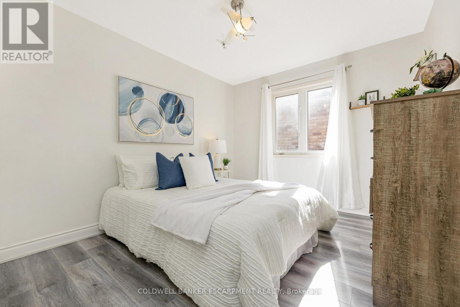 602 Yates Drive, Milton, Ontario  L9T 7R1 - Photo 15 - W12584014