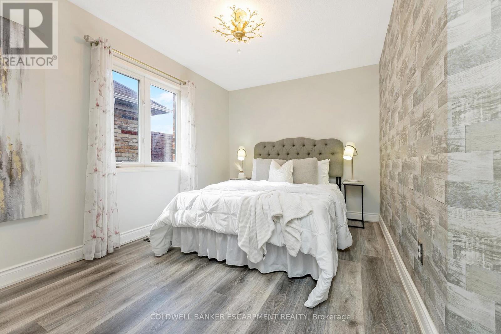 602 Yates Drive, Milton, Ontario  L9T 7R1 - Photo 16 - W12584014