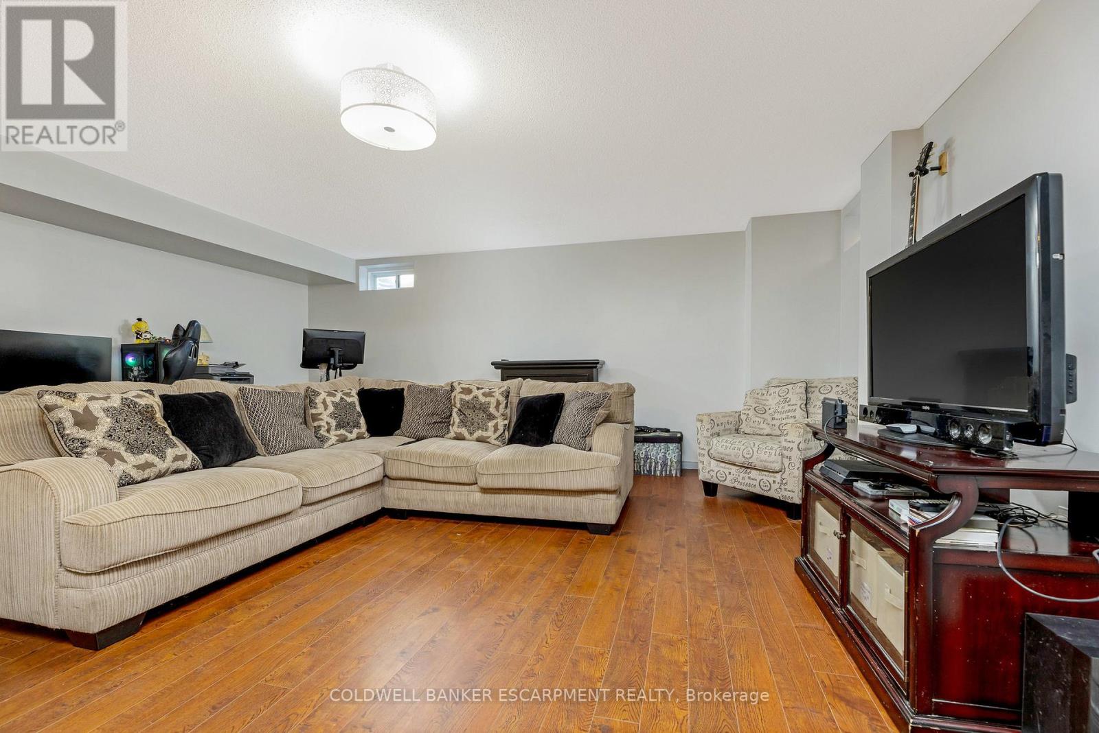 602 Yates Drive, Milton, Ontario  L9T 7R1 - Photo 19 - W12584014