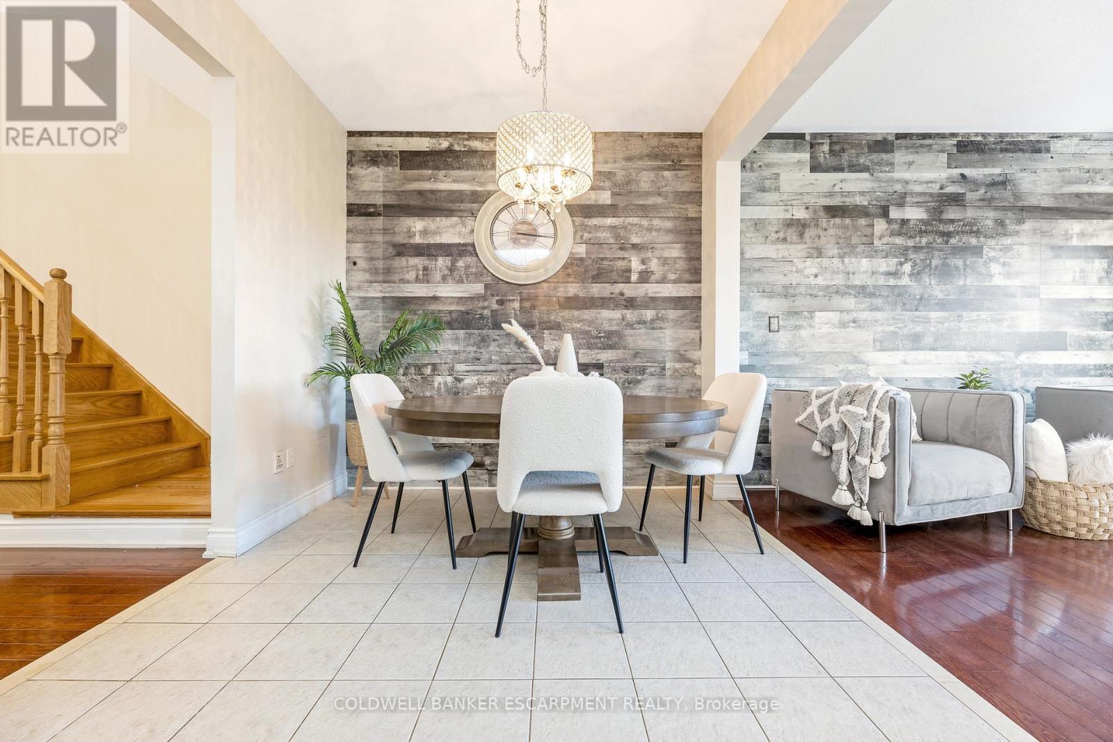 602 Yates Drive, Milton, Ontario  L9T 7R1 - Photo 6 - W12584014