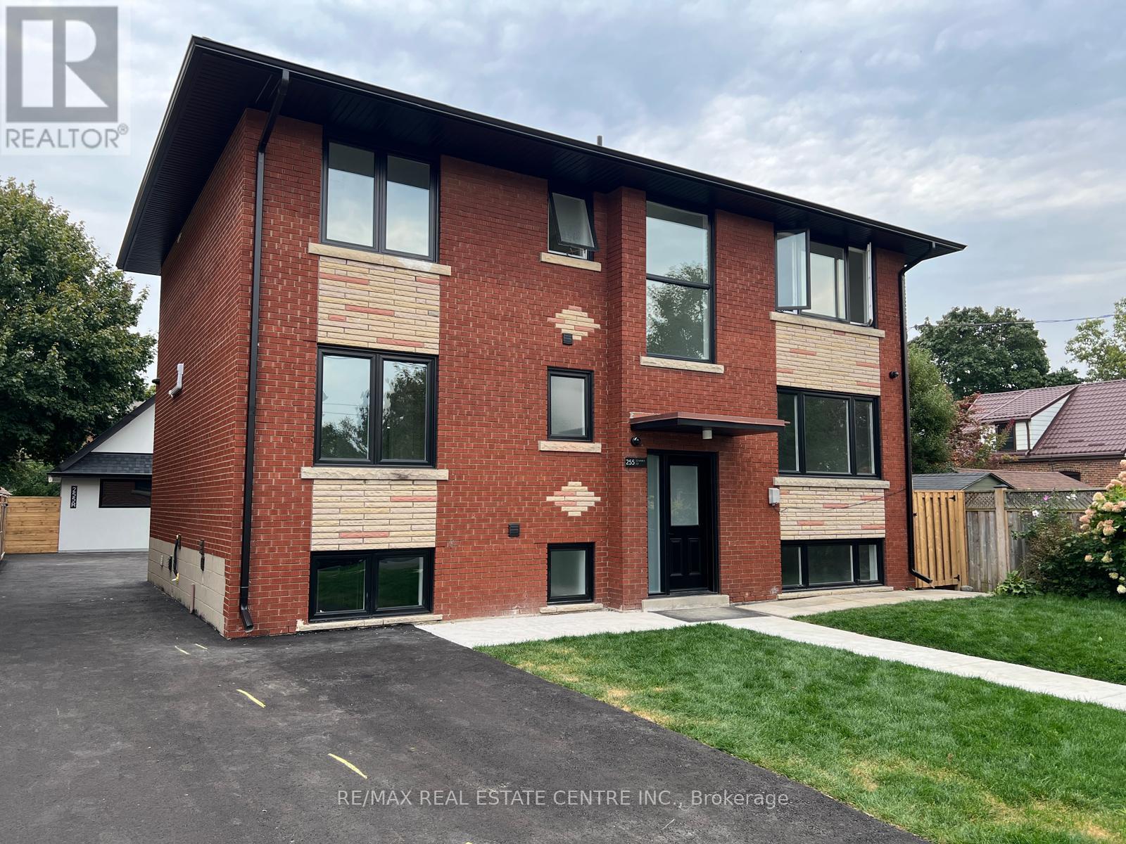 255 GAMMA STREET, Toronto, Ontario