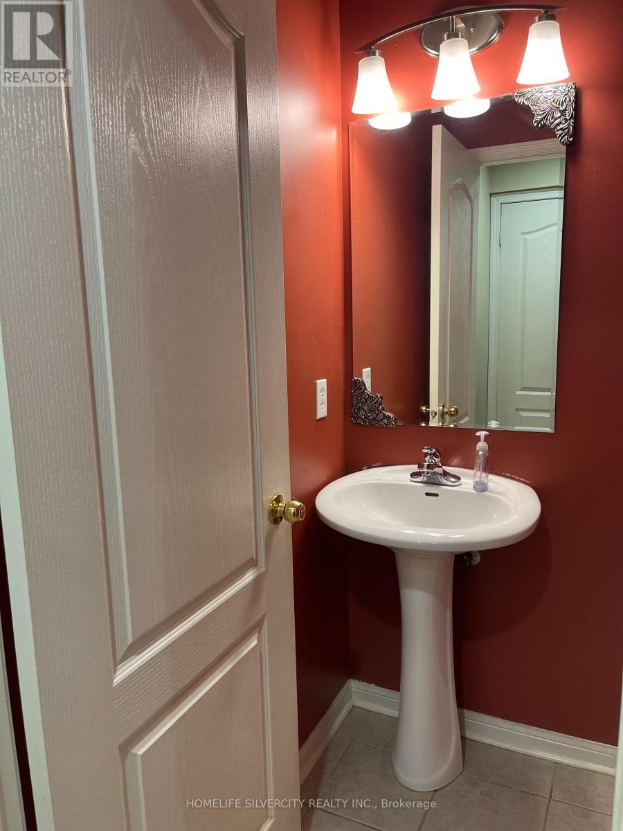 45 Keats Terrace, Brampton, Ontario  L7A 3N1 - Photo 3 - W12584024