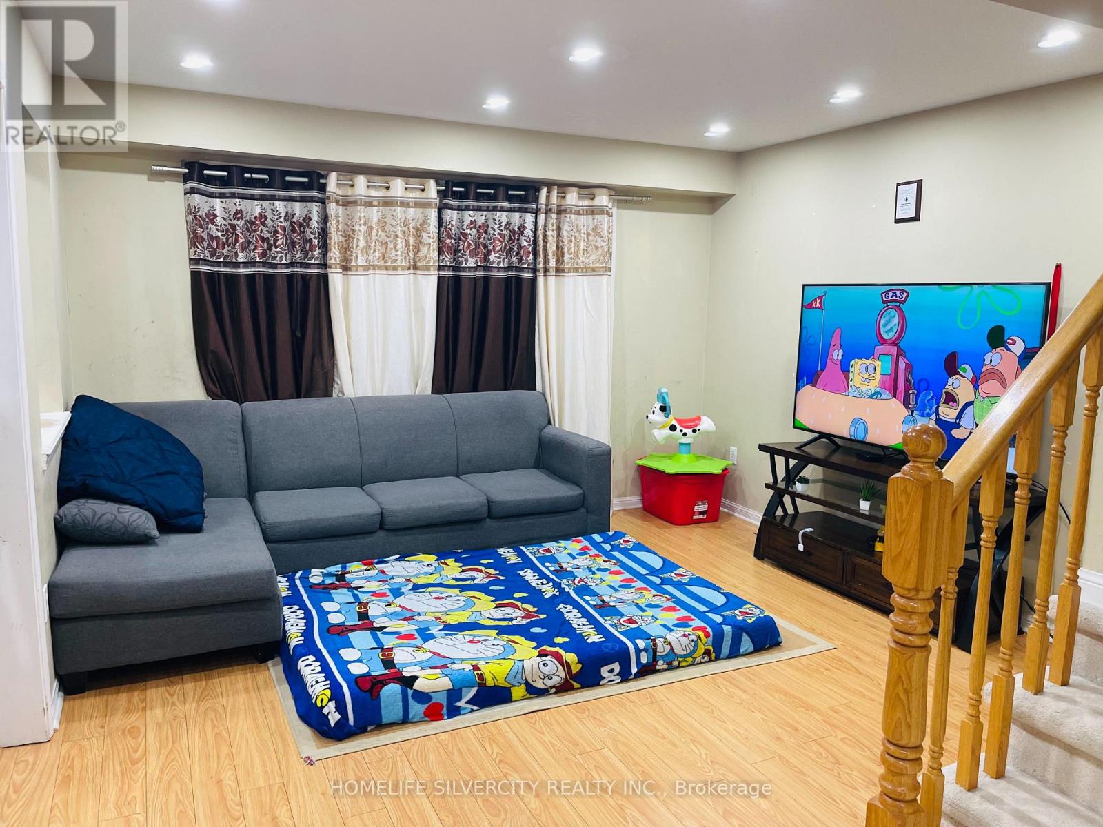 45 Keats Terrace, Brampton, Ontario  L7A 3N1 - Photo 4 - W12584024